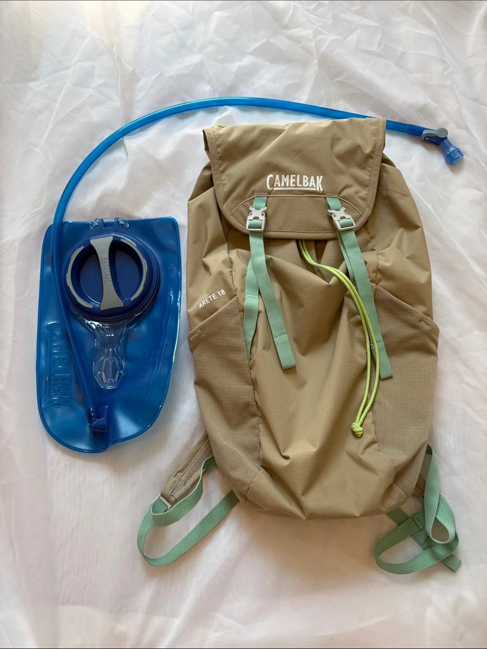Camelbak Arete 18 1.5L/50oz. Hydration Backpack